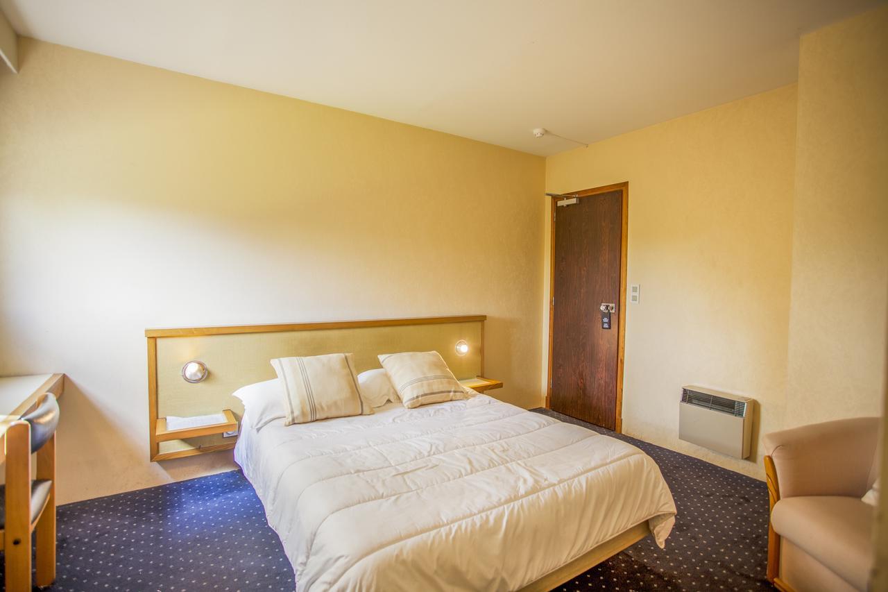 Hotel Le Drakkar Pont-Audemer Bagian luar foto